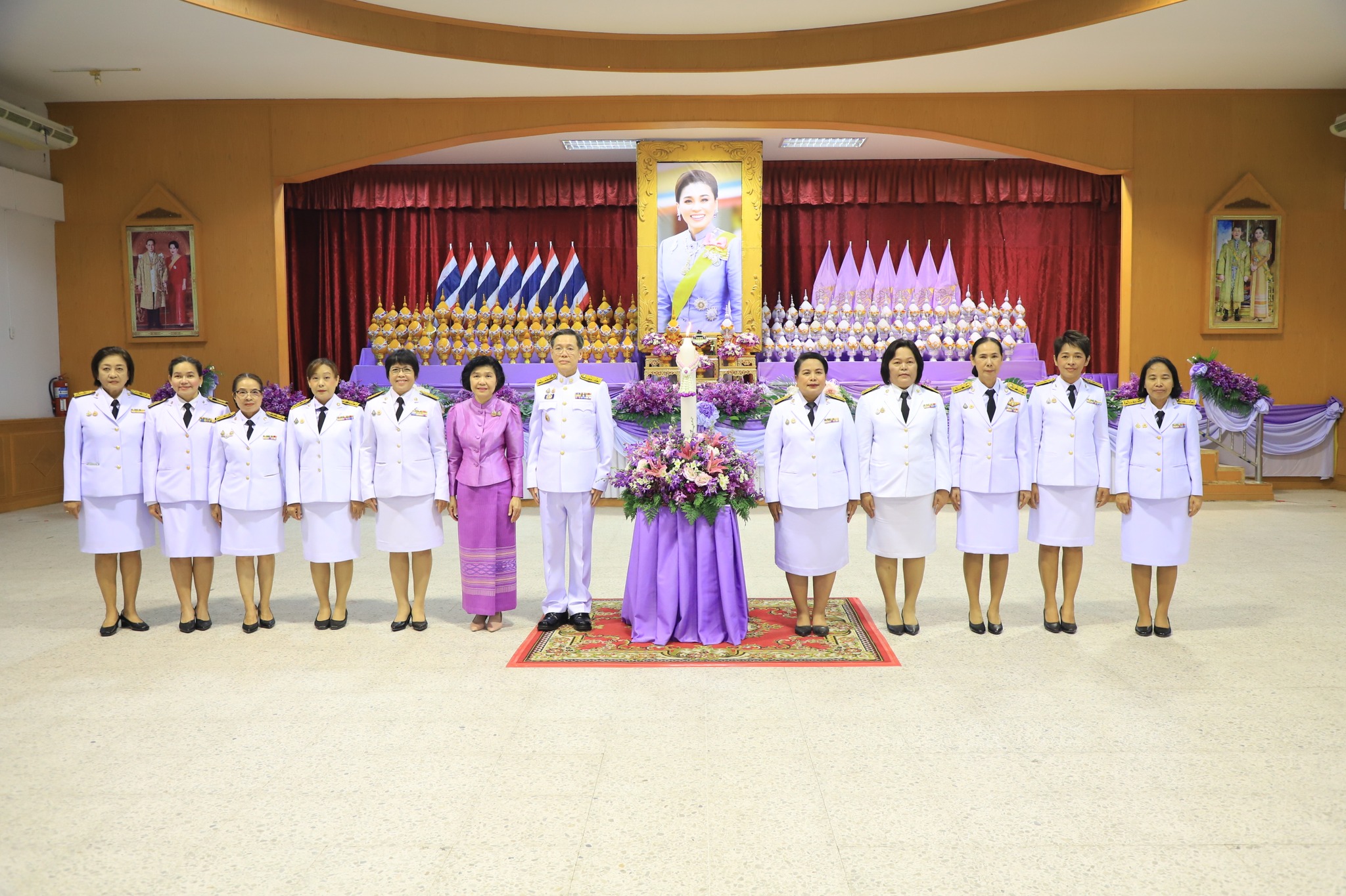 ร่วมพิธีถวายราชสดุดีและจุดเทียนถวายพระพรชัยมงคล สมเด็จพระนางเจ้าฯ พระบรมราชินี เนื่องในโอกาสวันเฉลิมพระชนมพรรษา 3 มิถุนายน 2568