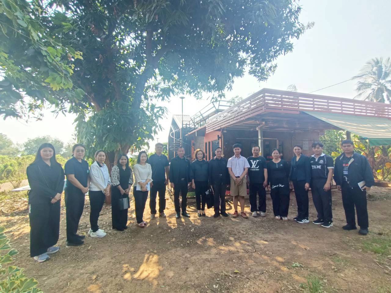 2-4-69 ลงพื้นที่เยี่ยมบ้านนักเรียนผู้สมัครรับทุนฯ ม.ท.ศ รุ่นที่ 18 อำเภอพัฒนานิคม จำนวน 4 ราย