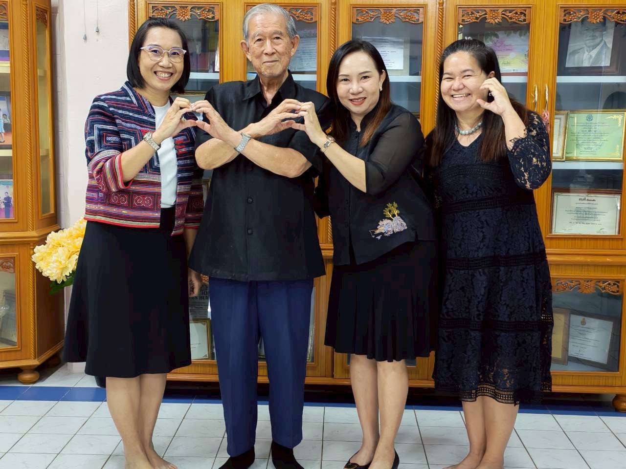 ติตดามงานประกันคุณภาพภายในสถานศึกษาของโรงเรียนสัตยาไส และโรงเรียนอัสสัมชัญคอนแวนต์ลำนารายณ์ (อำเภอชัยบาดาล)